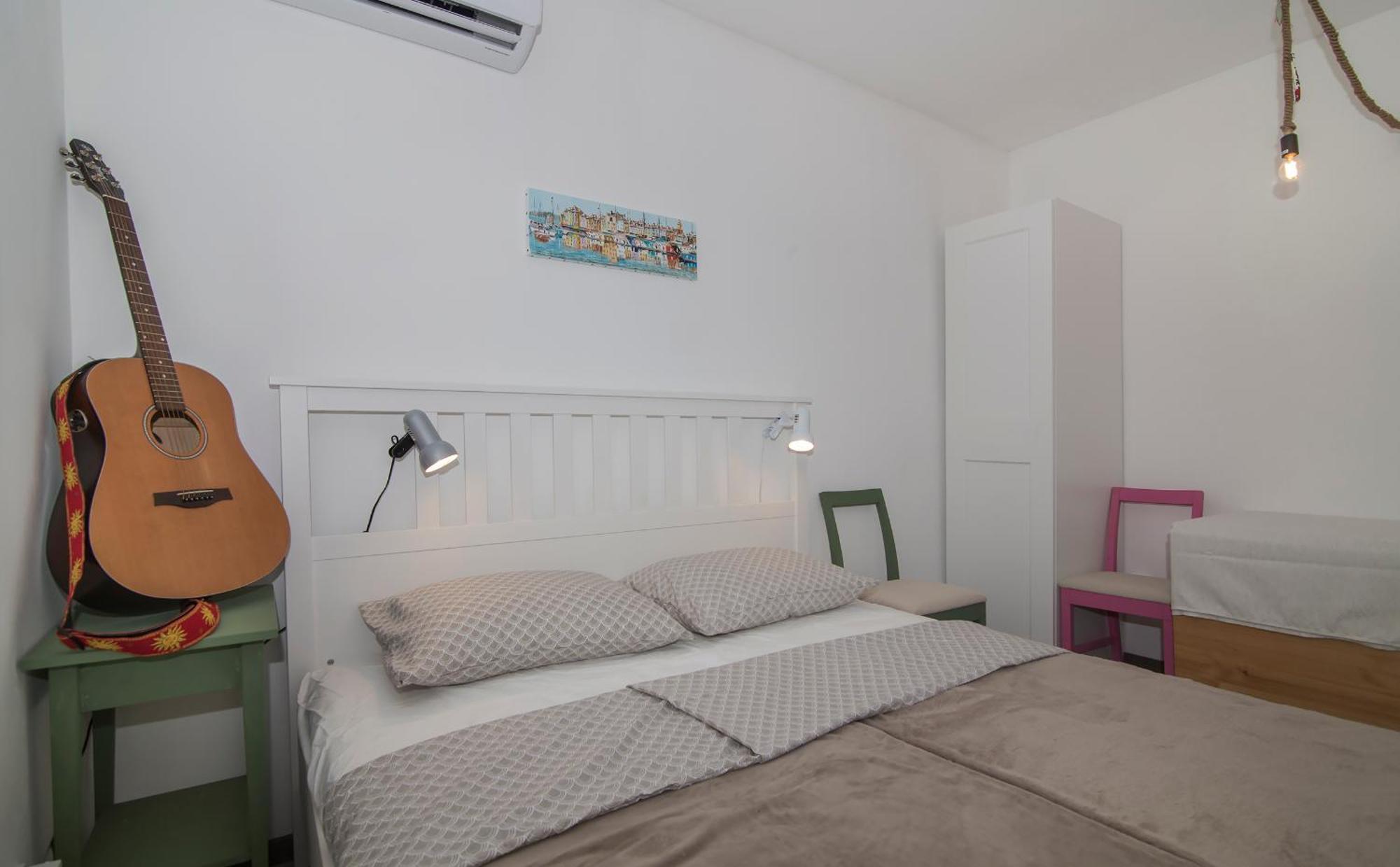 Sailor's Crib *
