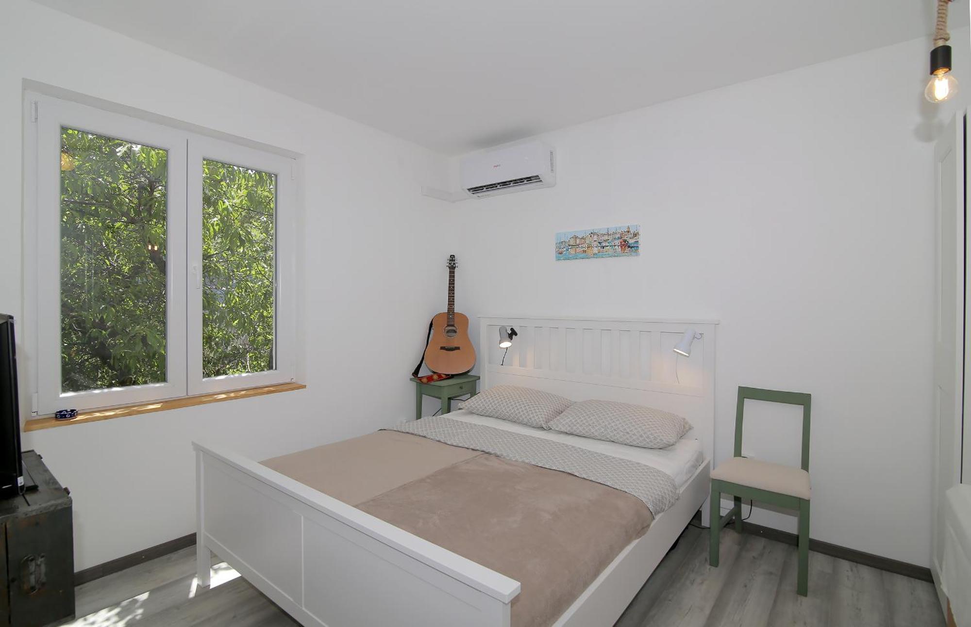 Sailor's Crib Apartment